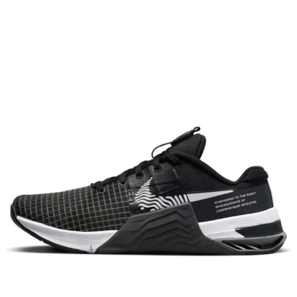 (WMNS) Nike Metcon 8 'Black Dark Smoke Grey' DO9327-001 Size 11 -slightly used